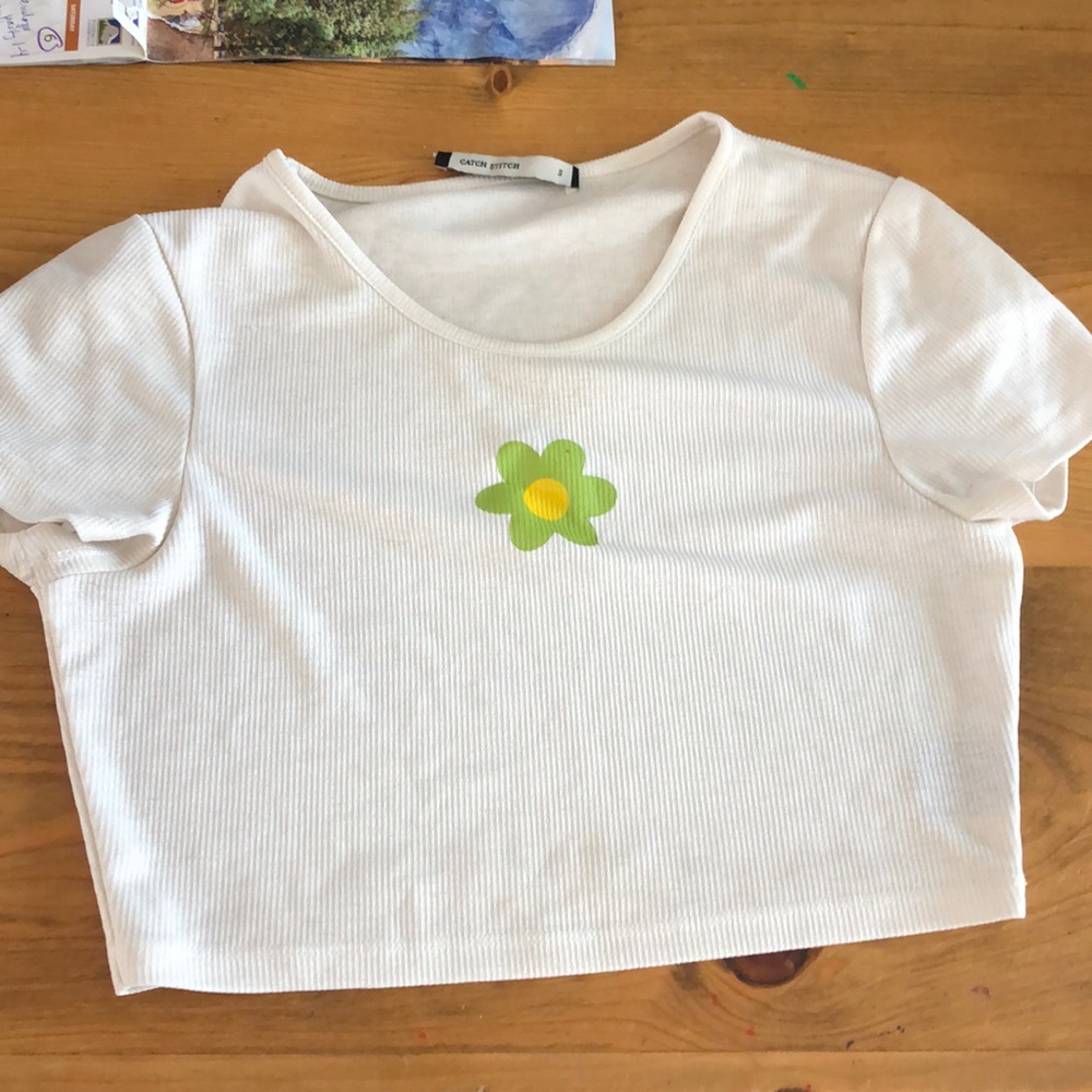 catch stitch indie flower crop top